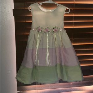Little girls dress